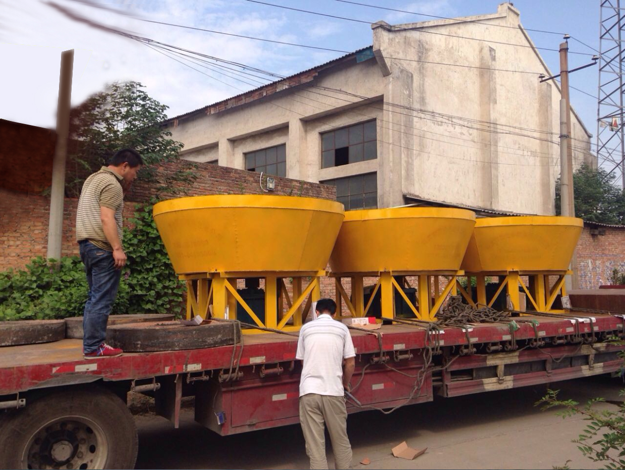 建業機械1200新型碾金機發貨現場